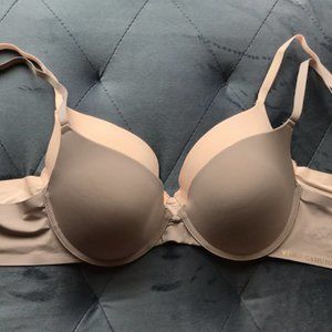 Lightly Lined Dark Gray Bra VINCE CAMUTO
